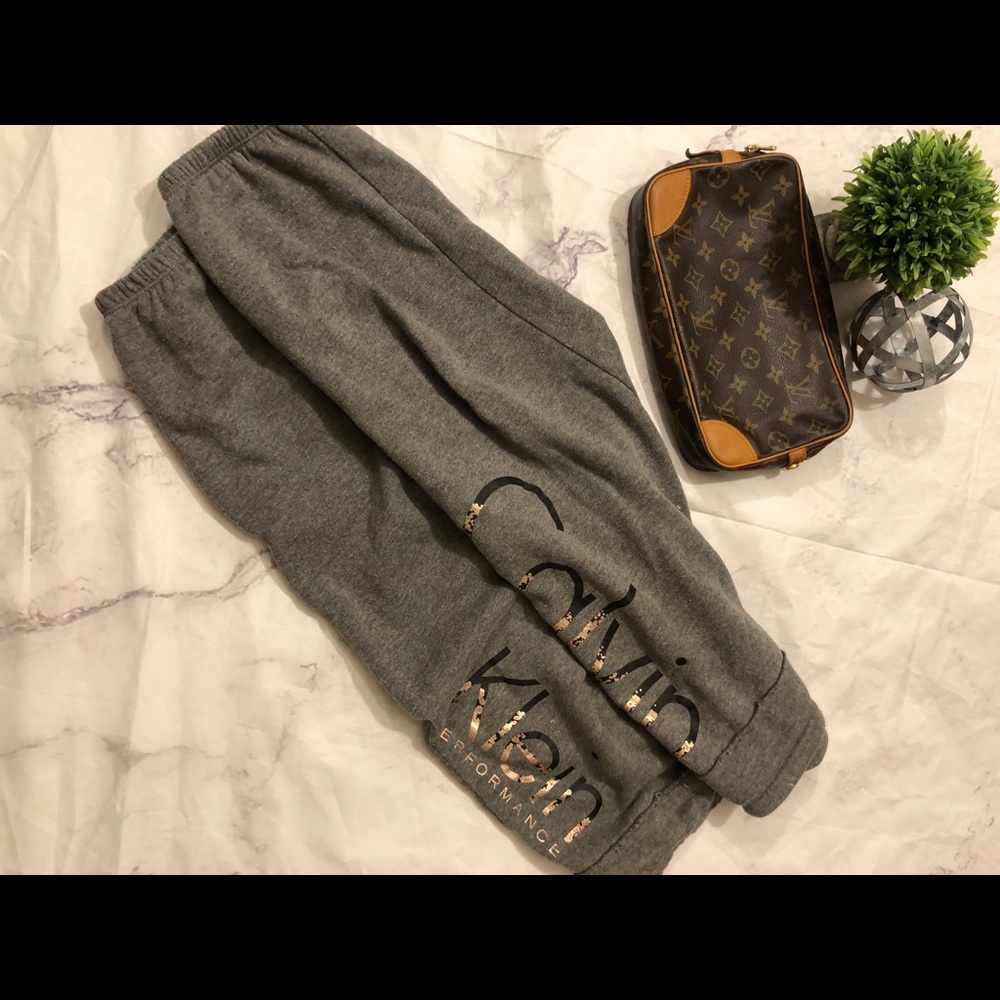 Small Calvin Klein crop joggers